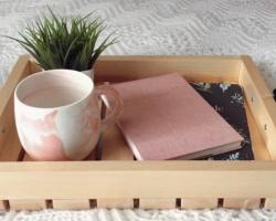 Pine serving tray